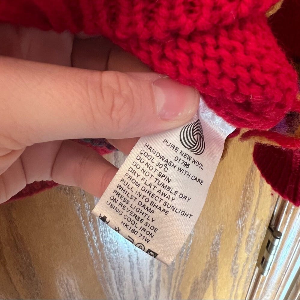 Red Patterned Women's Sweater - Picture 4 of 5